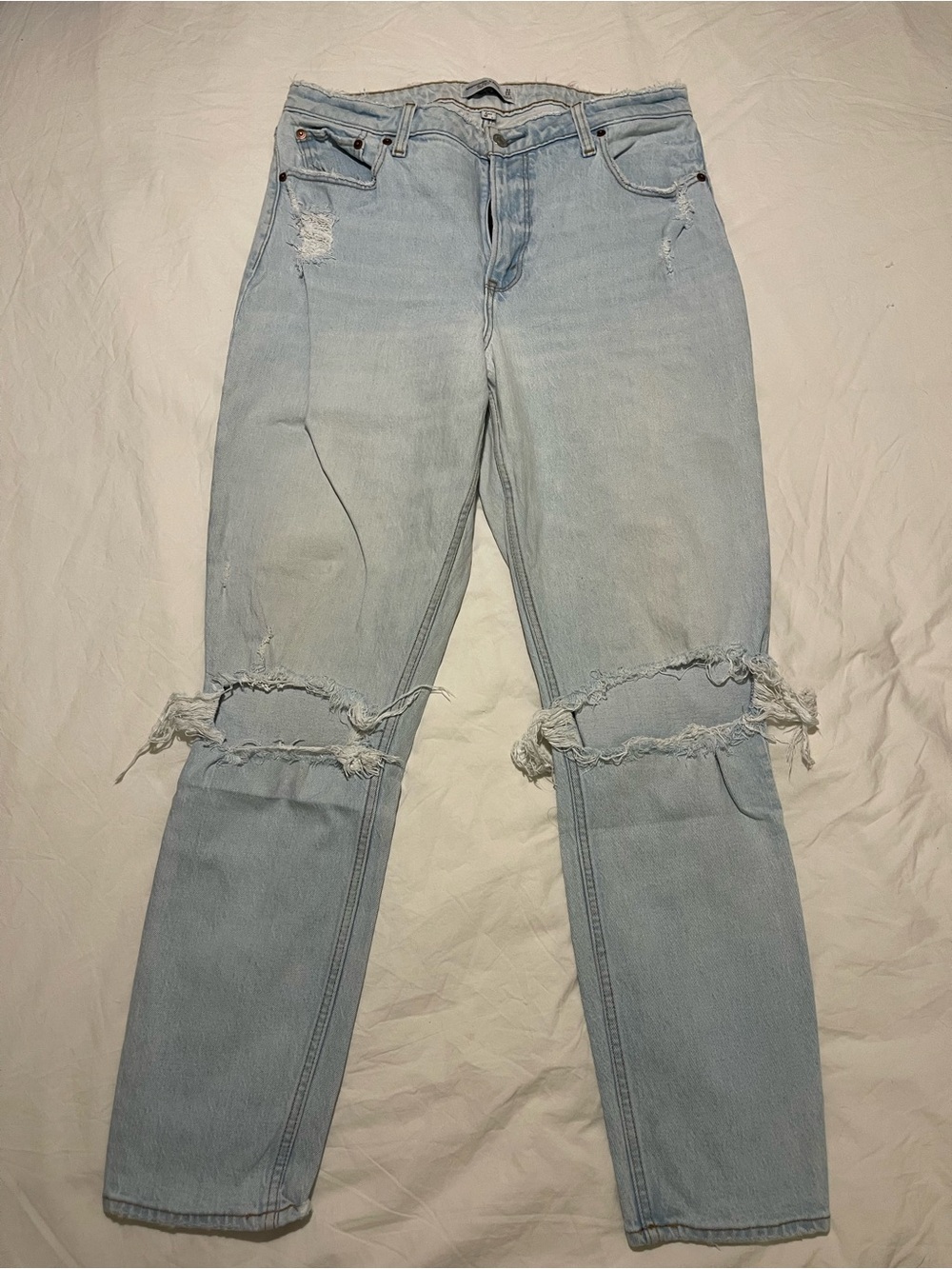 Abercrombie & Fitch The Skinny High Rise Distressed Jeans Size 31/12